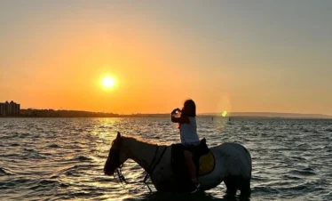 Beach Horse Riding Experience