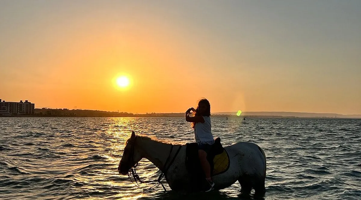 Beach Horse Riding Experience